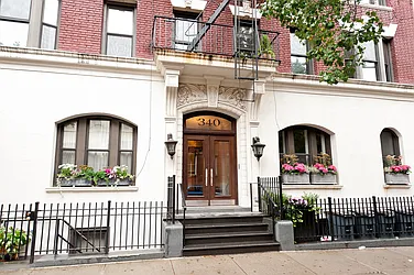340 West 19th Street in Chelsea