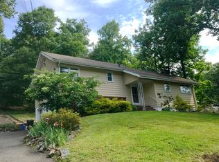 1516 Deer Path, Mountainside, NJ 07092