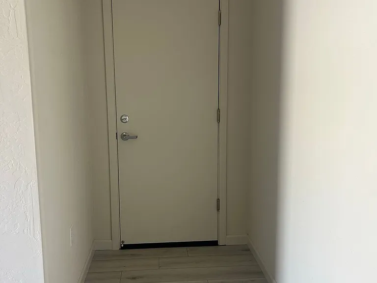 4405 S Silvervale St #102 — Photo 6