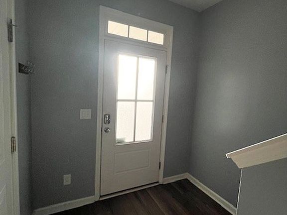 3rd image of 7650 Knightbell Cir