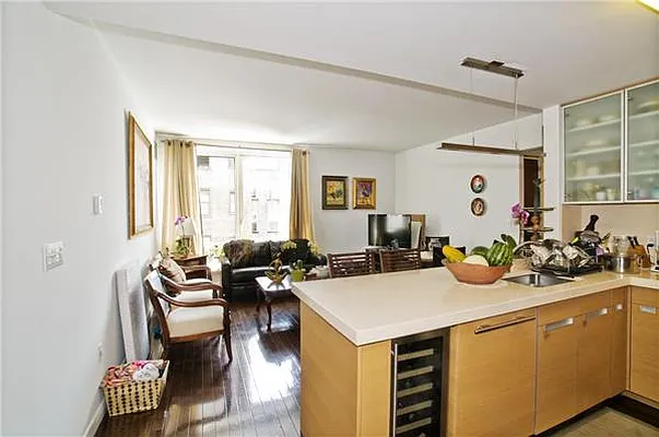 Sold by Park River | media 5