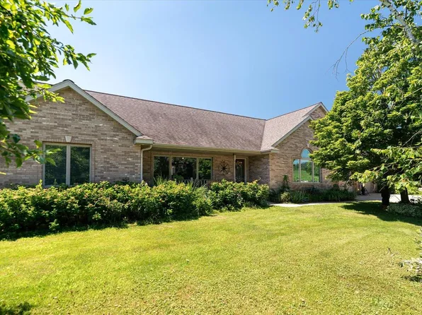 W20841 Brenegan LANE, Galesville, WI 54630