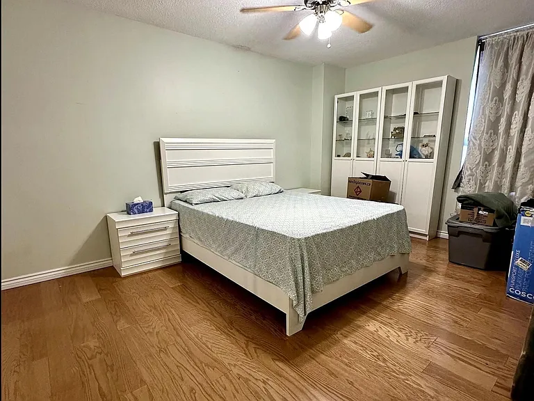 20 Mississauga Valley Blvd #1009 — Photo 7