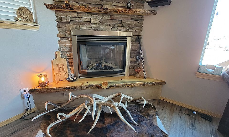 Living room gas fireplace