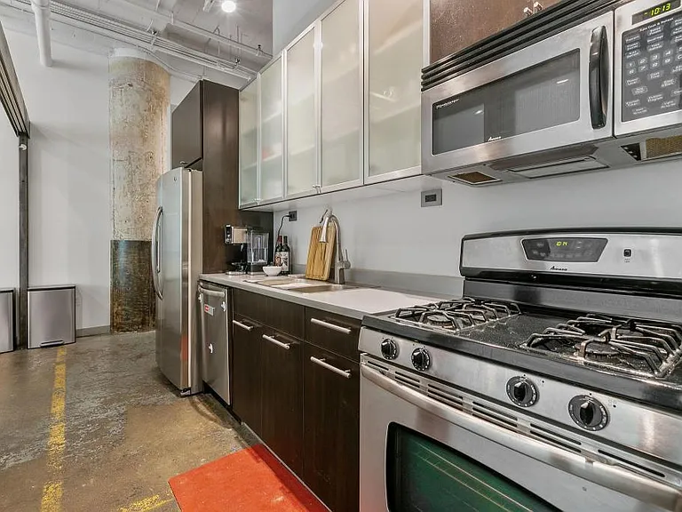 700 Washington Ave N #212 — Photo 11