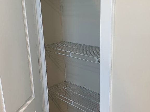 5th image of 47 Bluebird Hill Dr #122