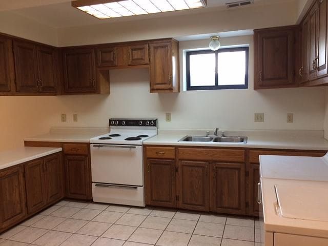 Kitchen-with lots of counter space and cabinets.