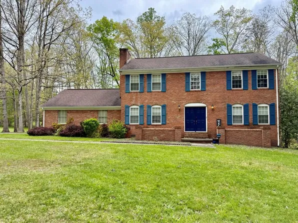 20 Hummingbird Ln, Beckley, WV 25801