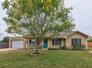 670 Fallen Oak Dr, Bertram, TX 78605