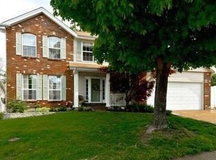 4320 Kensington Manor Dr, Saint Louis, MO 63128
