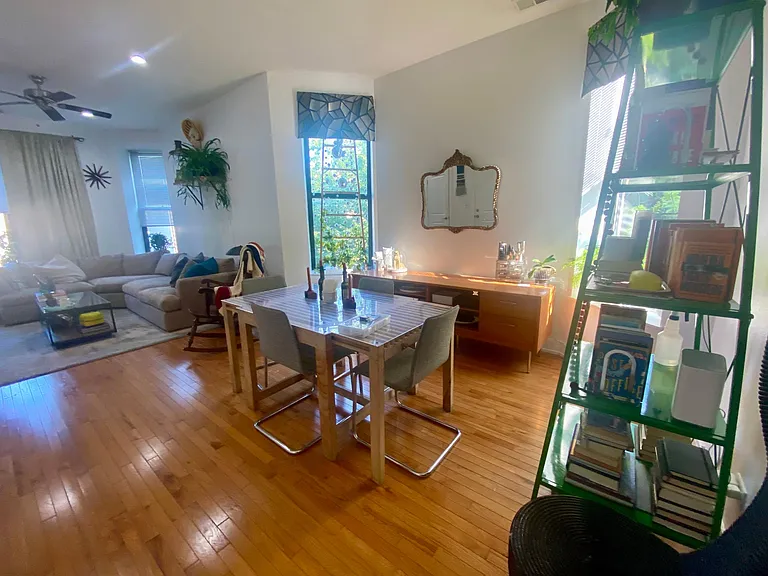 1510 N Talman Ave #2 — Photo 22
