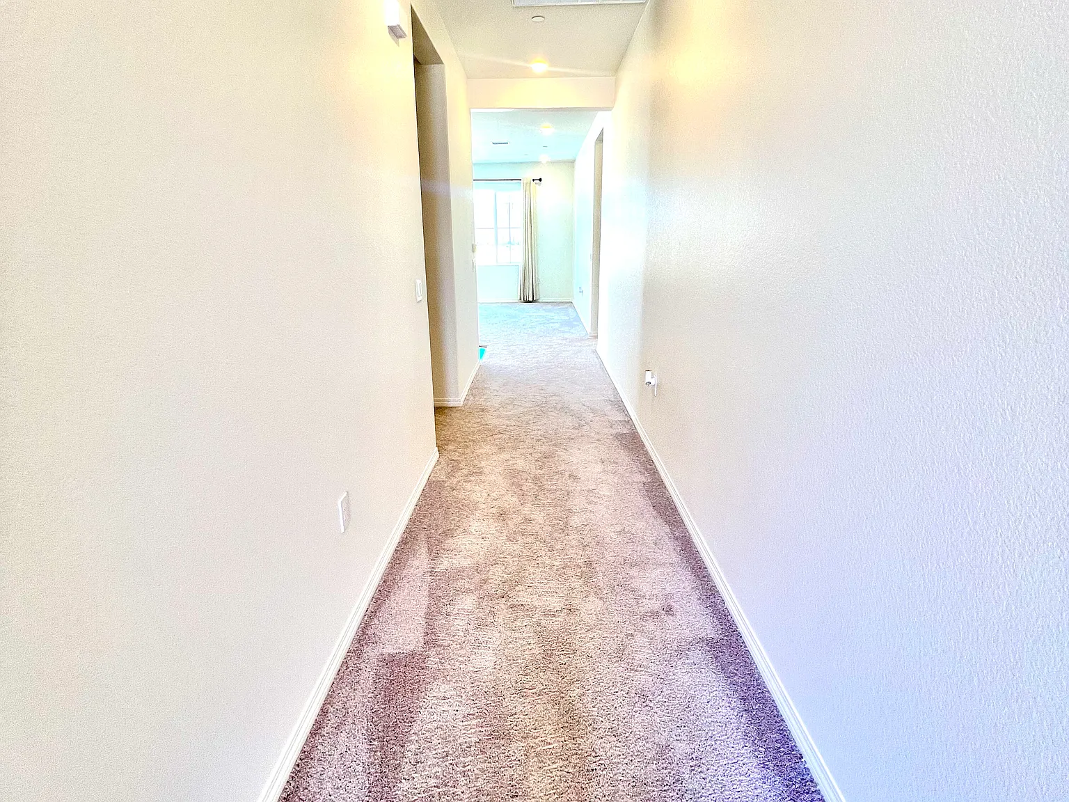 3 bed, 1618 sqft, $3,500 — Photo 2