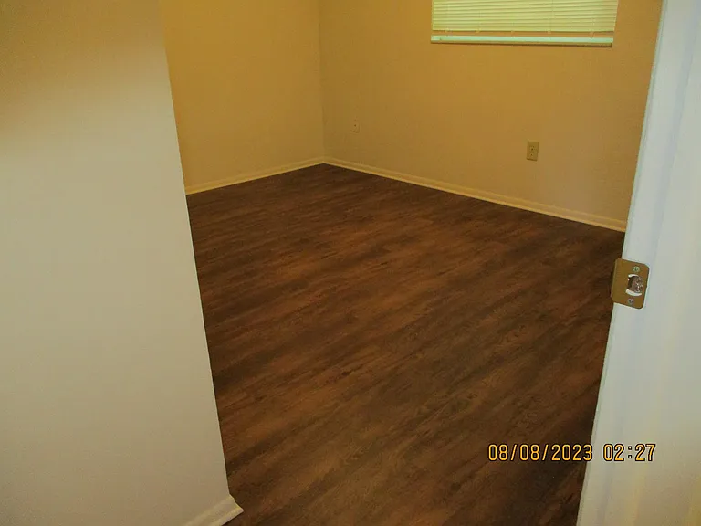 7423 Washington St — Photo 6