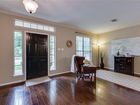 4th image of 2921 Vacherie Ln