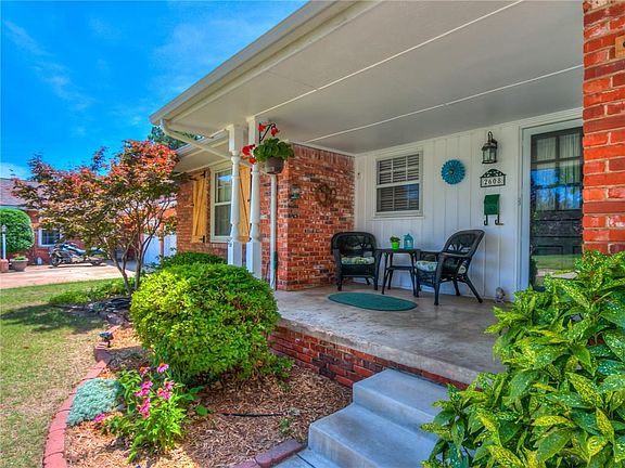 3rd image of 2608 Kent Dr