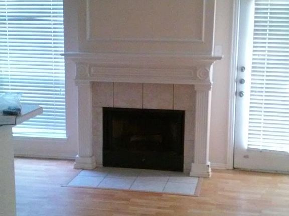 3rd image of 2455 Southcourt Cir