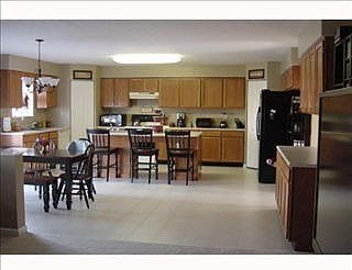 4th image of 119 Carlye Dr