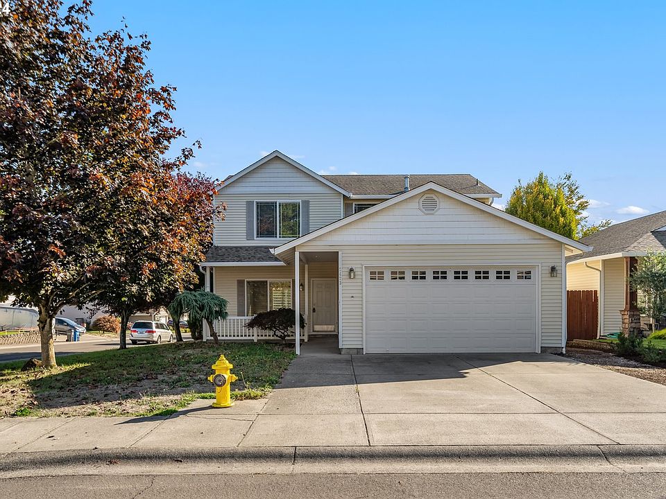1st image of 2423 NE 165th Ave
