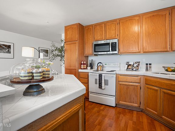 2nd image of 2713 Antonio Dr Unit 212