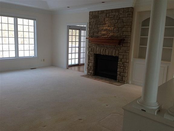 5th image of 6520 Canterbury Dr