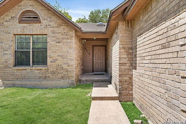 3 bed, 2.0 bath, 1649 sqft, $1,700 — Photo 4