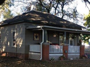 319 E 3rd St, Solomon, KS 67480