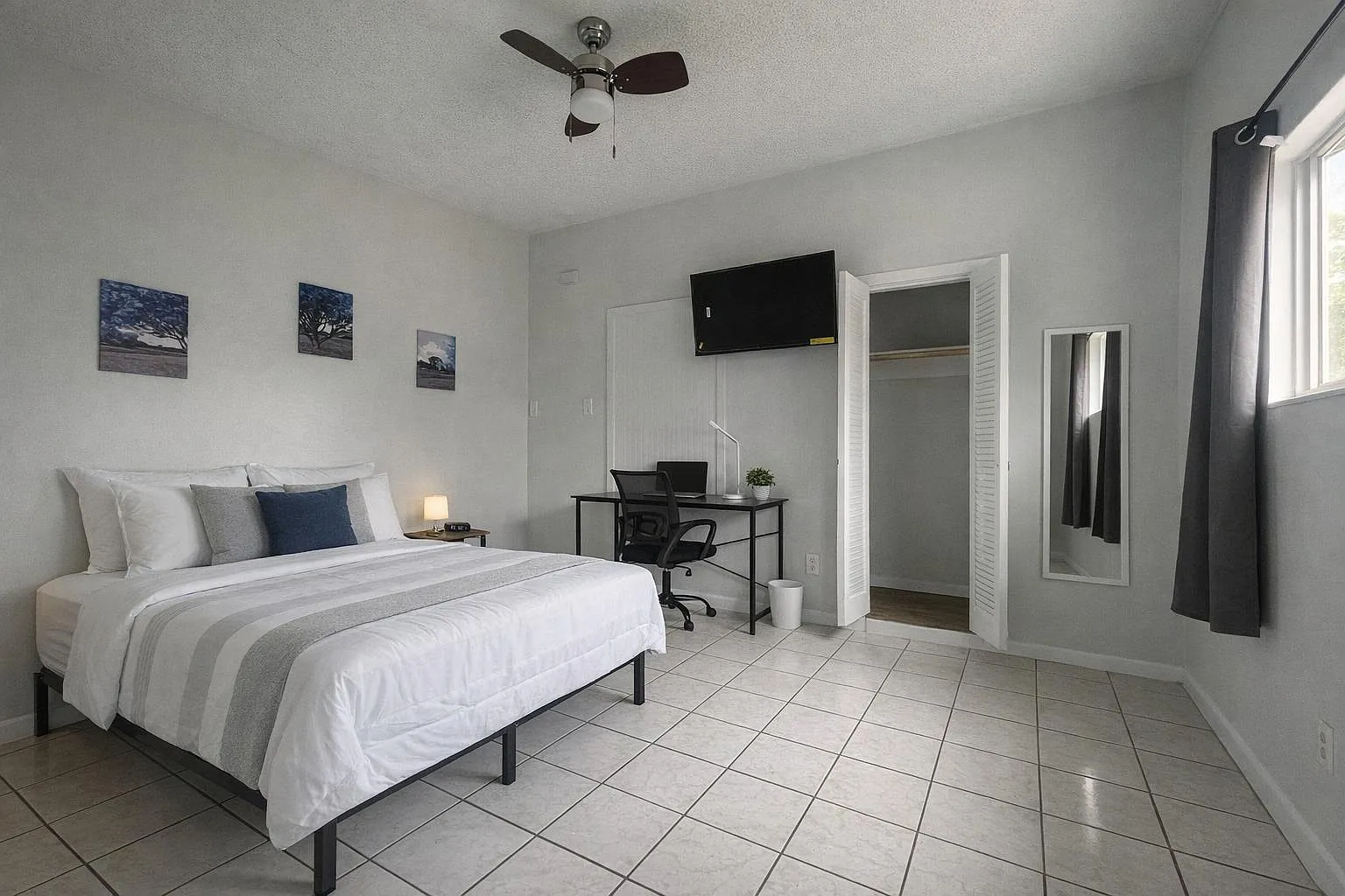 4 bed, 5.0 bath, 2007 sqft, $784 — Photo 1
