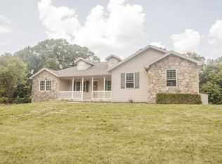 9102 S Powell Rd, Peoria, IL 61607