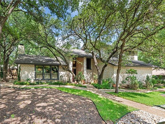 4th image of 1704 Brookhaven Dr