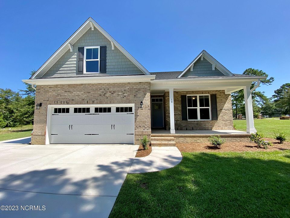 1st image of 18 Richmond Drive