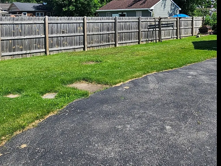 398 Oakdale Dr — Photo 6