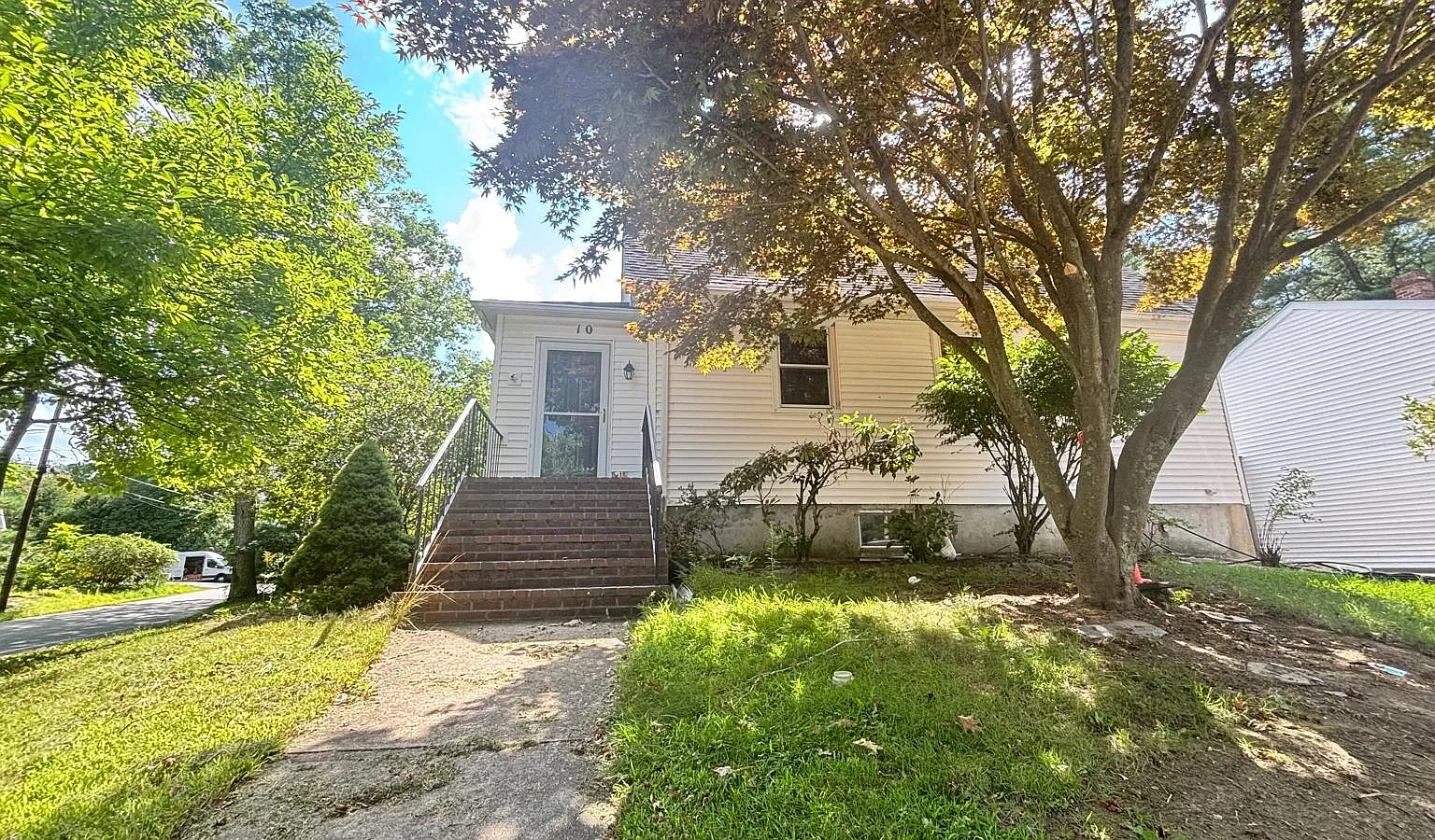 3 bed, $3,000 — Photo 1