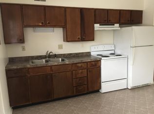 3710 12th Ave SW APT E5, Cedar Rapids, IA 52404