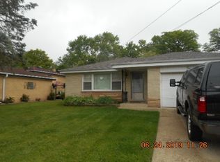 2424 Seminary Ave, Des Plaines, IL 60016