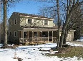 8200 Amelia Dr, Jenison, MI 49428