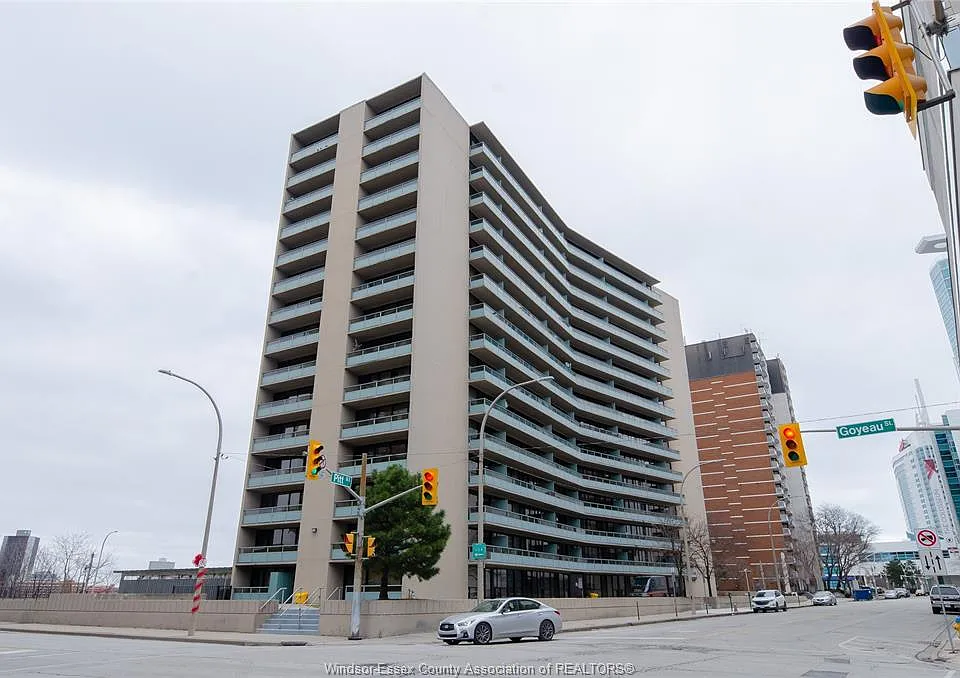 111 Riverside Dr W #312