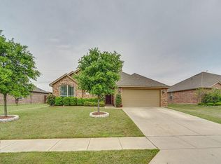 125 Sierra Dr, Waxahachie, TX 75167