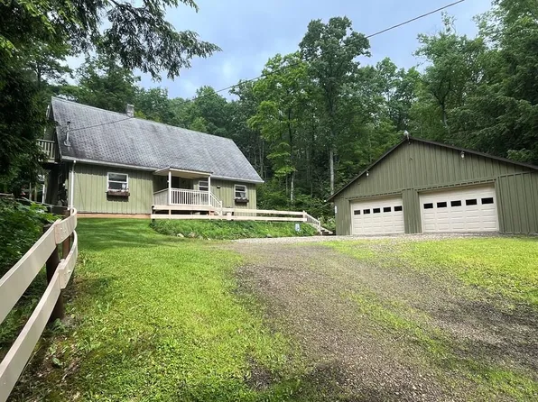 12111 Dotyville Rd, Titusville, PA 16354