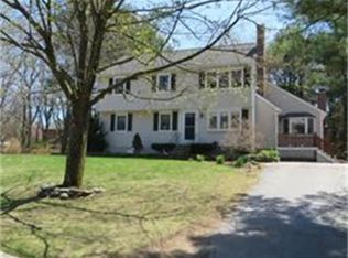 5 Anchorage Rd, Franklin, MA 02038