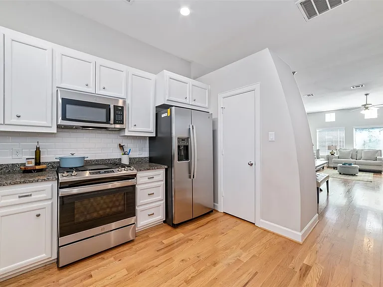 8705 Bryam St #1403 — Photo 13