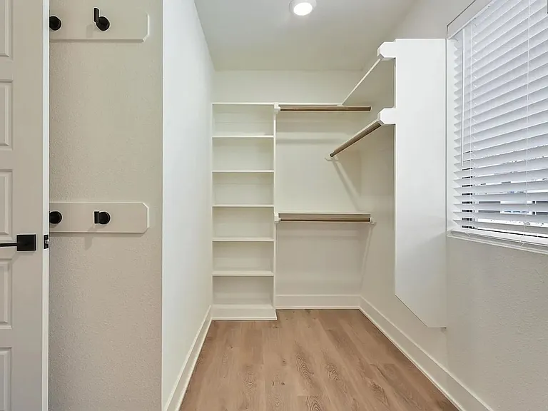 6529 Marsh Ave — Photo 12