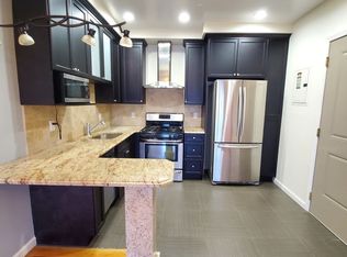 27-17 Crescent St #6F, Astoria, NY 11102
