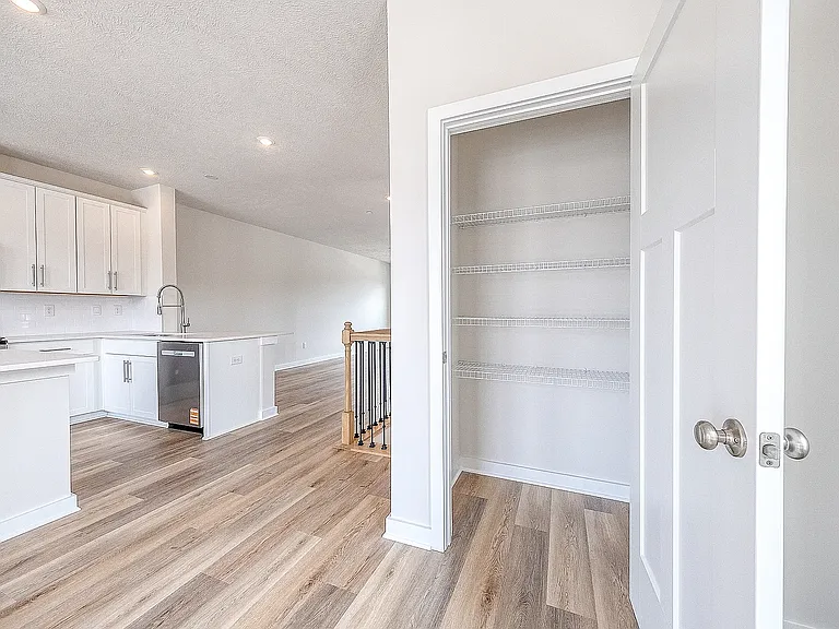 527 Cooper St — Photo 14