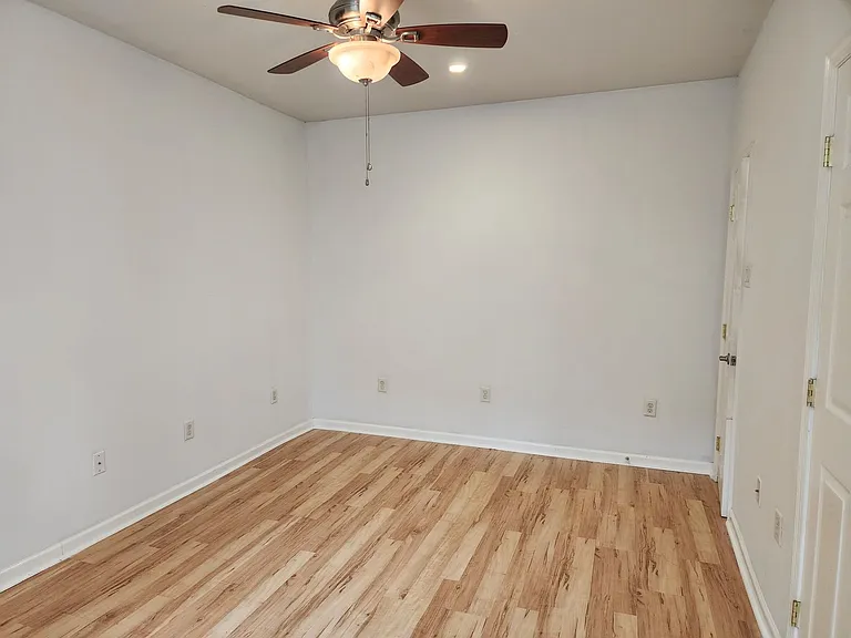 1113 E. King St. — Photo 6