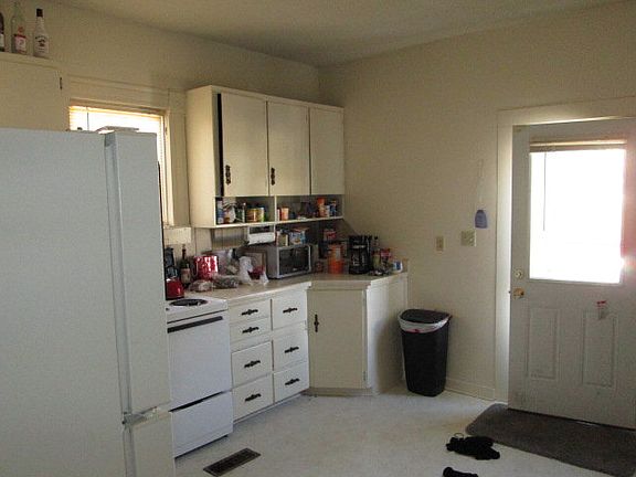 3rd image of 515 E Pierce St