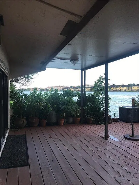 2 bed, 2.0 bath, 1580 sqft, $3,100 — Photo 4