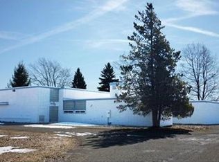 10941 Station Rd, North East, PA 16428