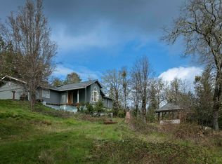 804 Riverbanks Rd, Grants Pass, OR 97527