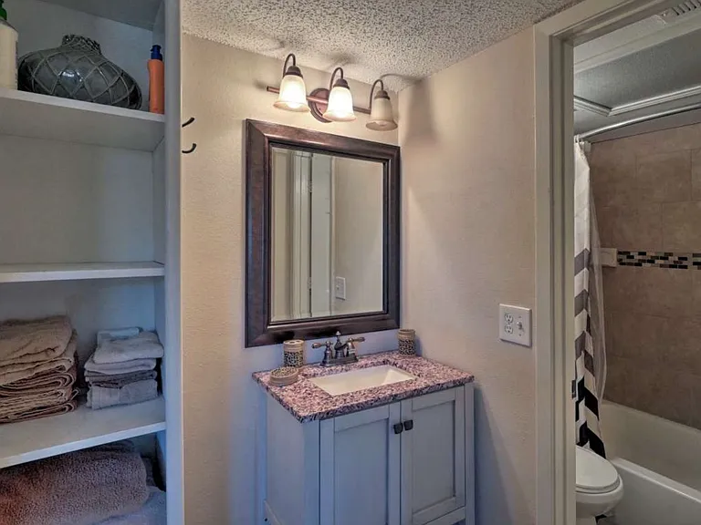 6701 Eastridge Rd #1105 — Photo 8
