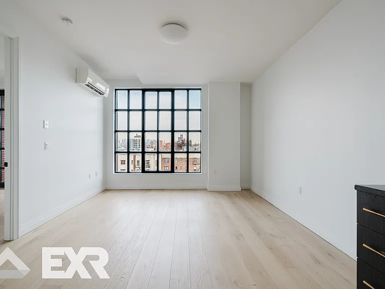 875 4th Ave #423 — Photo 5